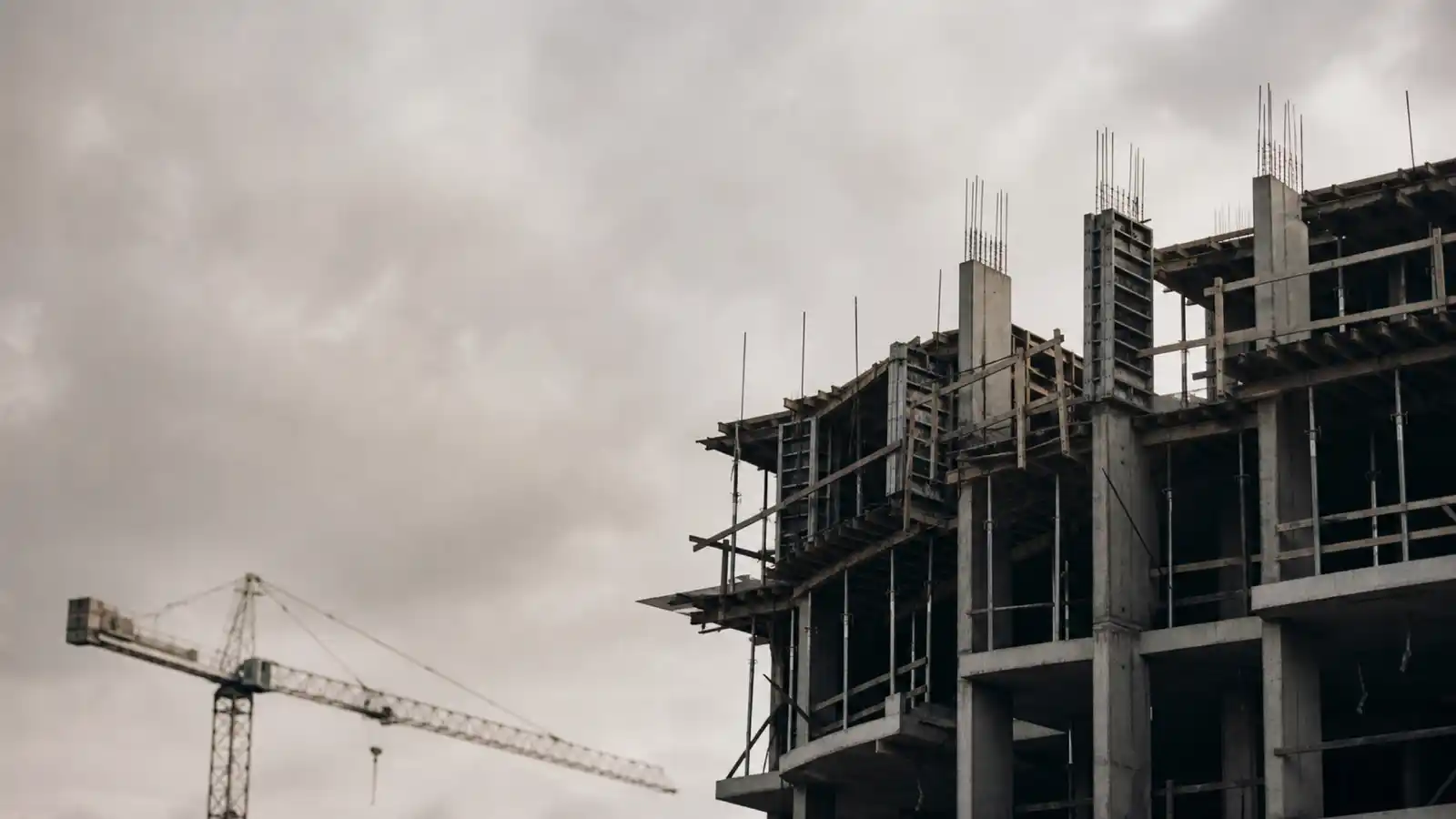 Concrete frame and formwork under construction - structural engineer PI insurance